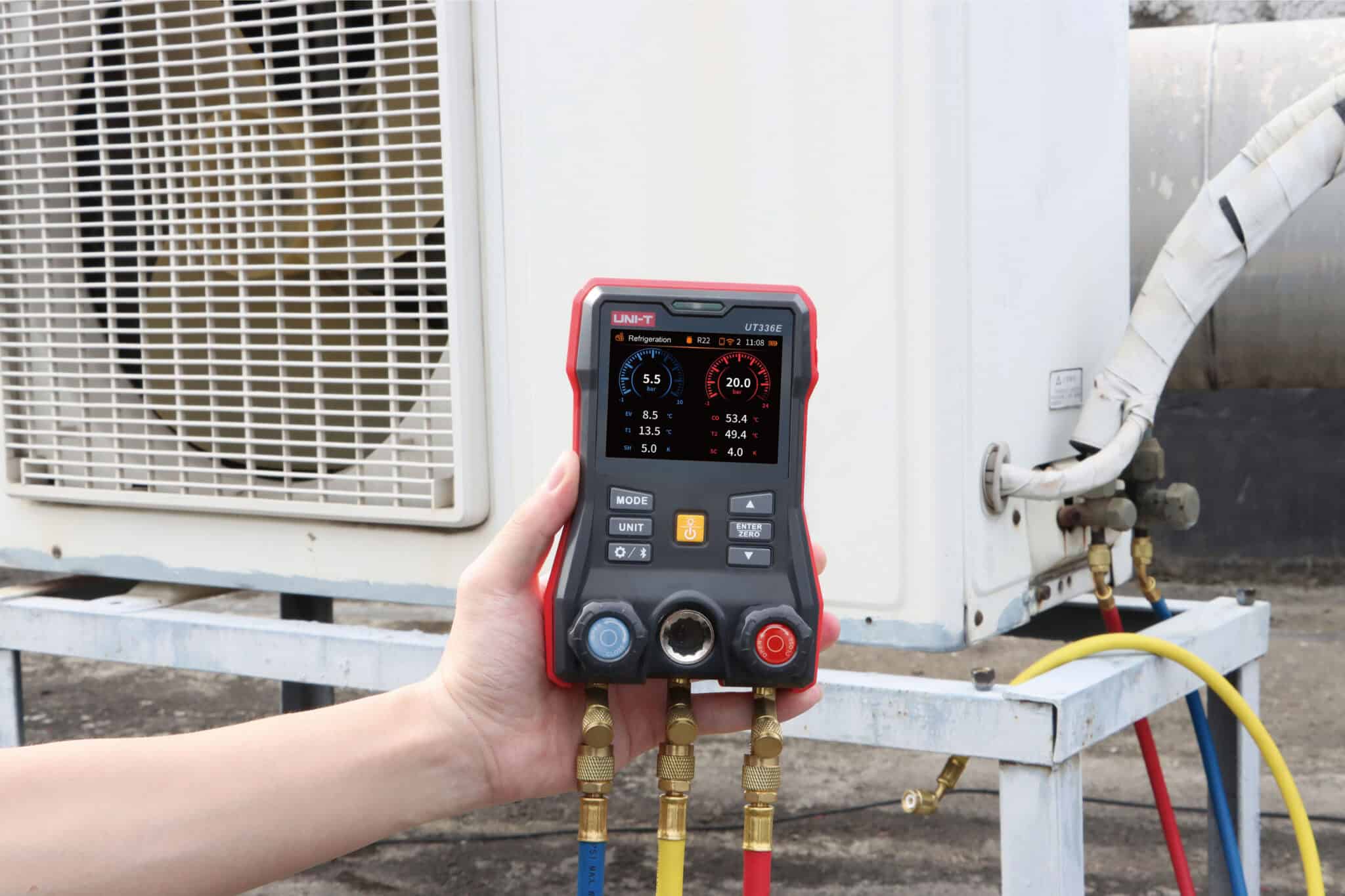 Uni-T UT336E KIT Digital Manifold Gauge with Wireless Temperature Clamps - Image 10